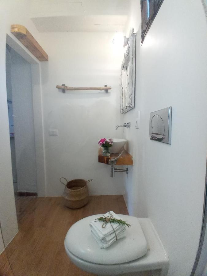 Deppy Cottage Porto Columbu - Perd'E Sali Zewnętrze zdjęcie