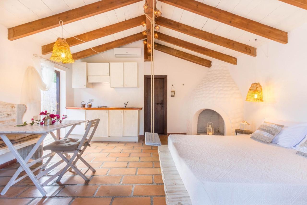 Deppy Cottage Porto Columbu - Perd'E Sali Zewnętrze zdjęcie