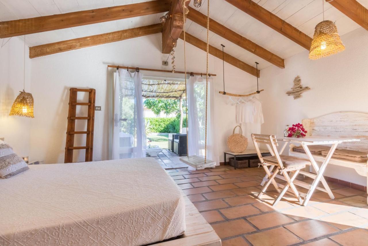 Deppy Cottage Porto Columbu - Perd'E Sali Zewnętrze zdjęcie