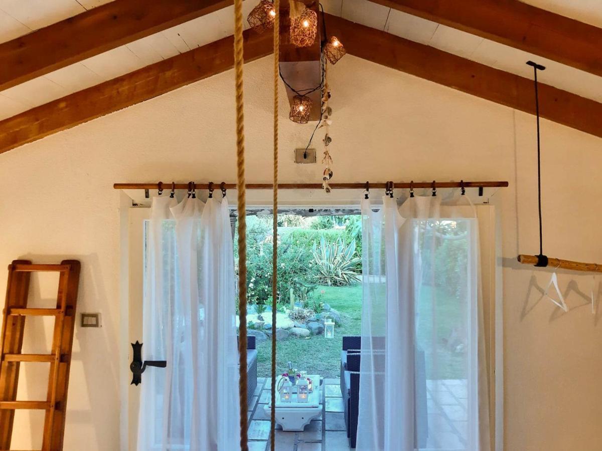 Deppy Cottage Porto Columbu - Perd'E Sali Zewnętrze zdjęcie